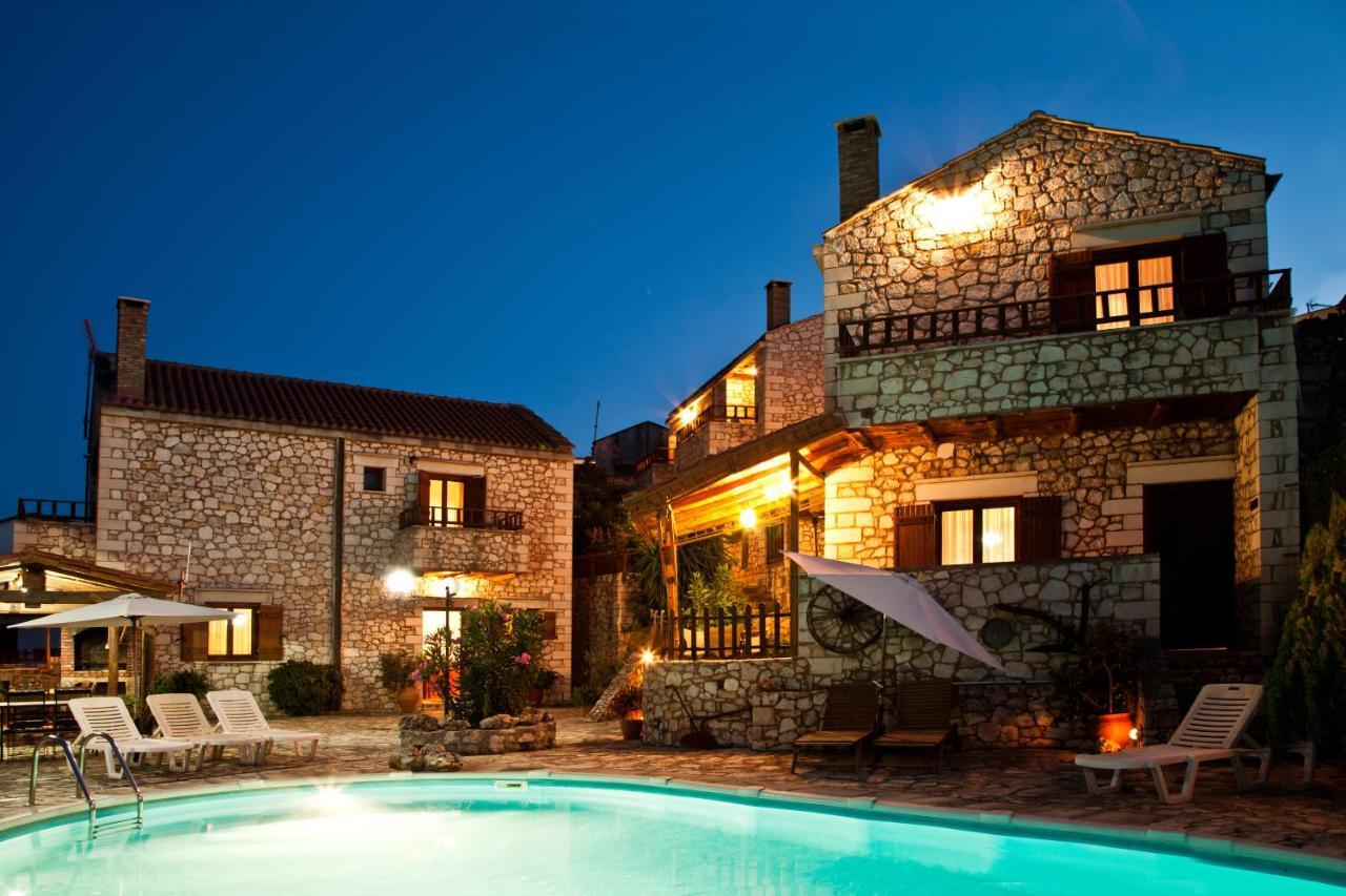Tsivaras Villas Екстер'єр фото